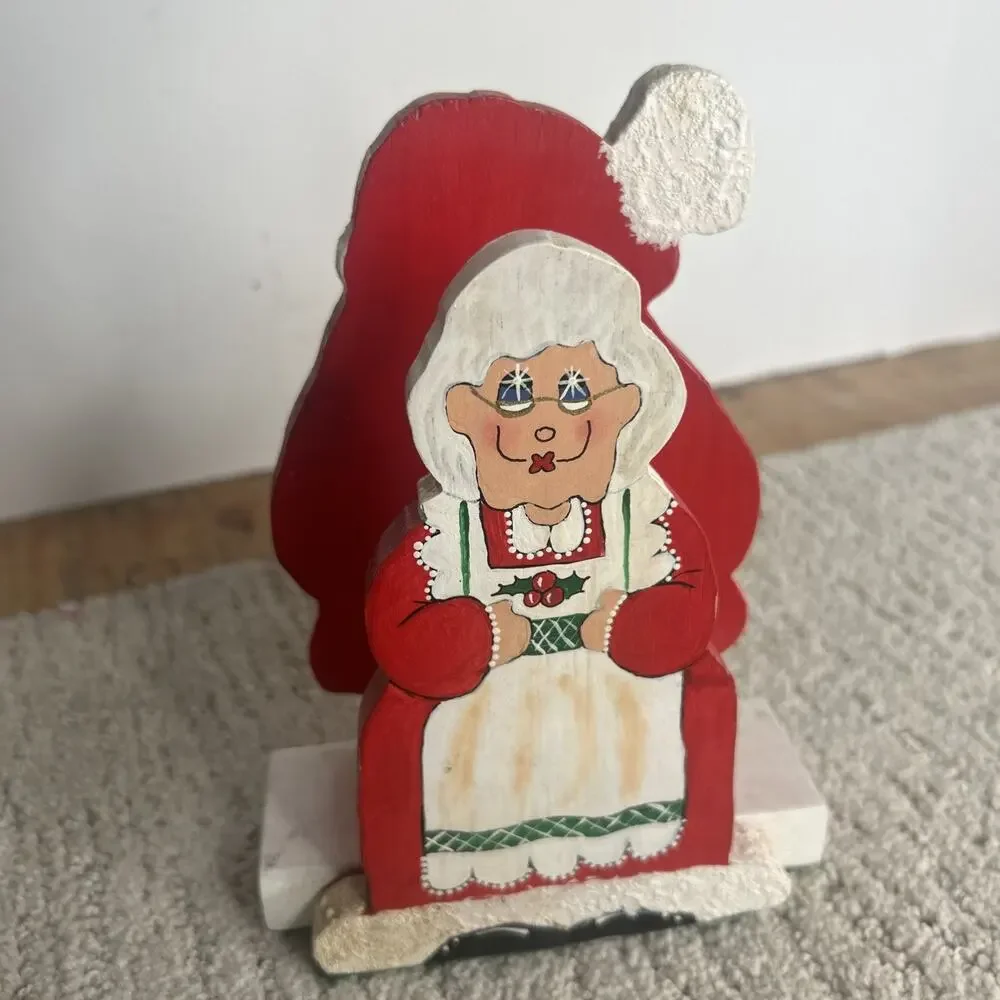 Vintage Hand Painted Wood Christmas Santa Mrs Clause Napkin/Card Holder 7
